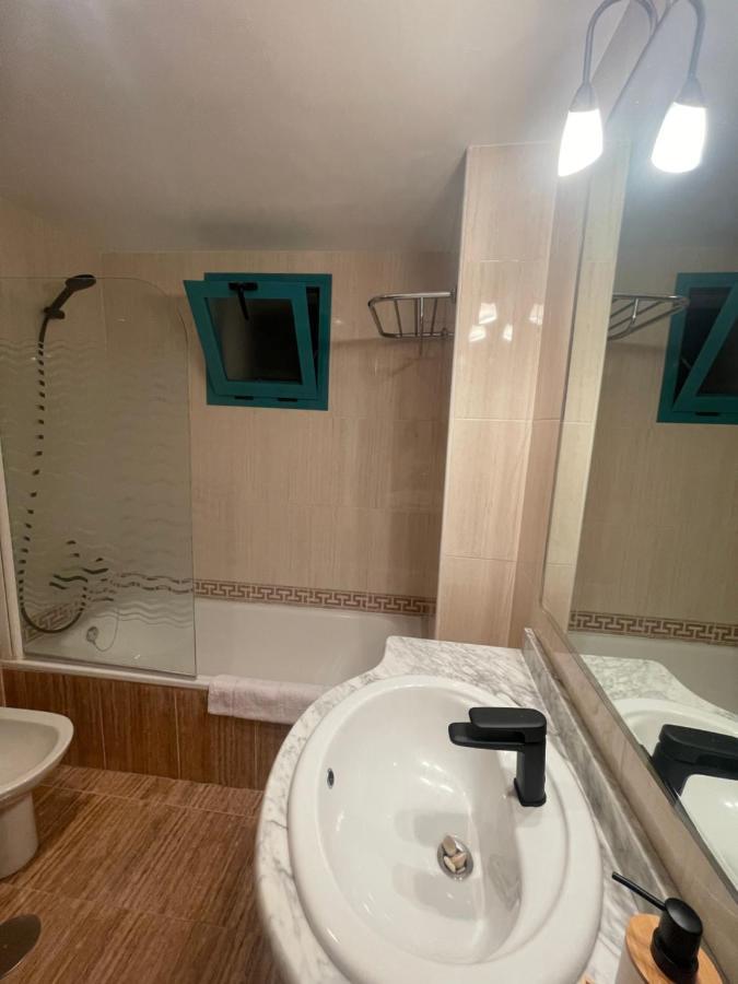 Traveler'S Beach Apartment With Sea View, Free Coffee & Parking Benidorm Zewnętrze zdjęcie